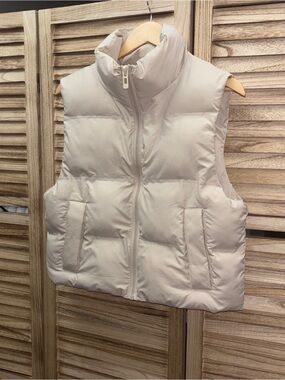 Zara Boxy Cropped Puffer Jacket – Cream – Size XS